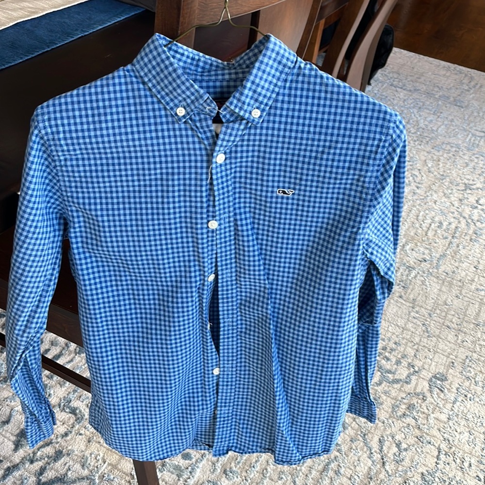 Vineyard vine button-down collared shirt